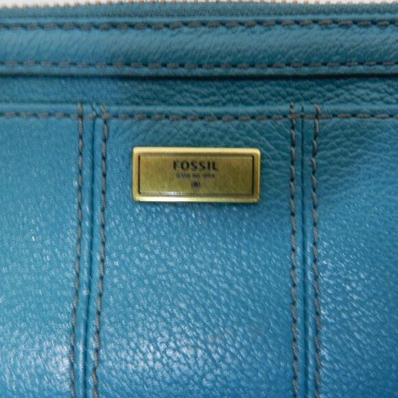 Fossil Ella Leather teal blue clutch Wallet Organizer credit cards i.d. zip pkt - Picture 4 of 11